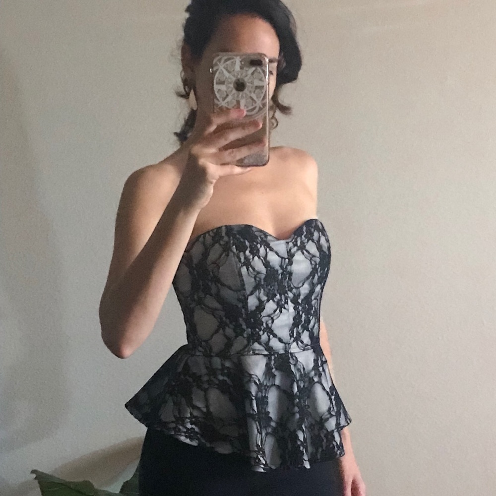 Lace sweetheart corset top